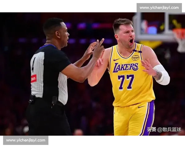 自由市场首日：火箭掀锋线革命，灰熊豪赌未来，湖勇深陷困局